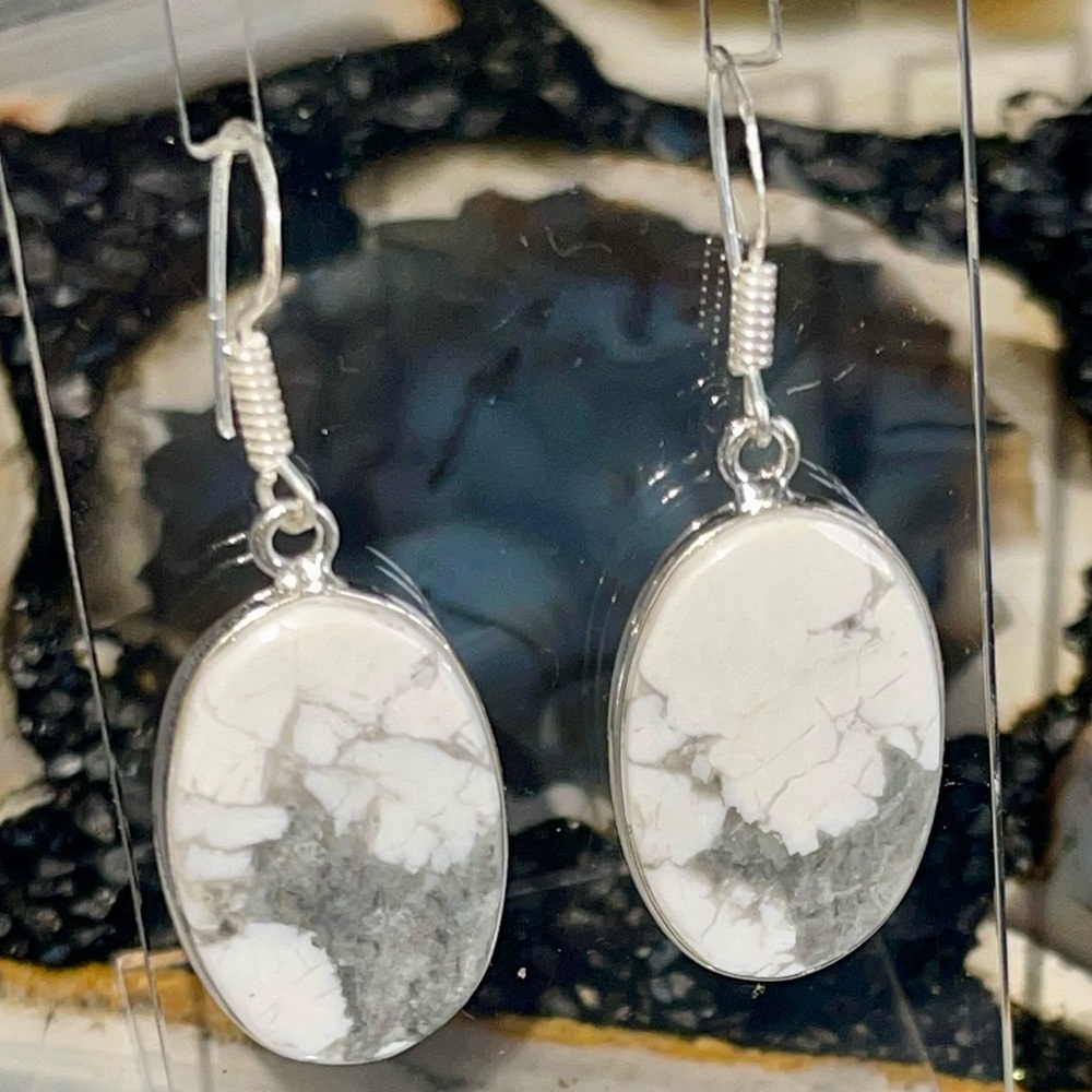 Howlite Magnesite Earrings 1 7/8” - Picture 6 of 11
